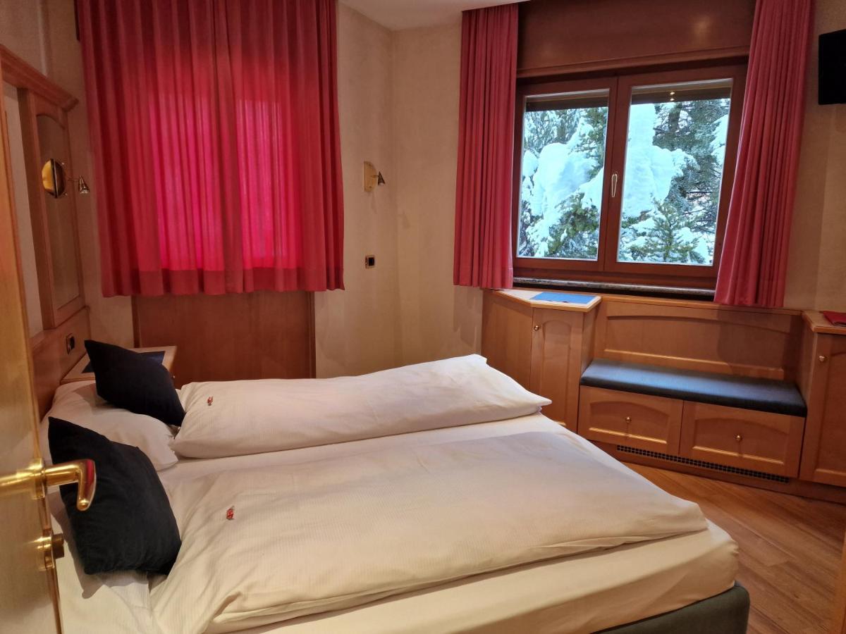 Chalet Brigitte B&B Arabba Eksteriør billede