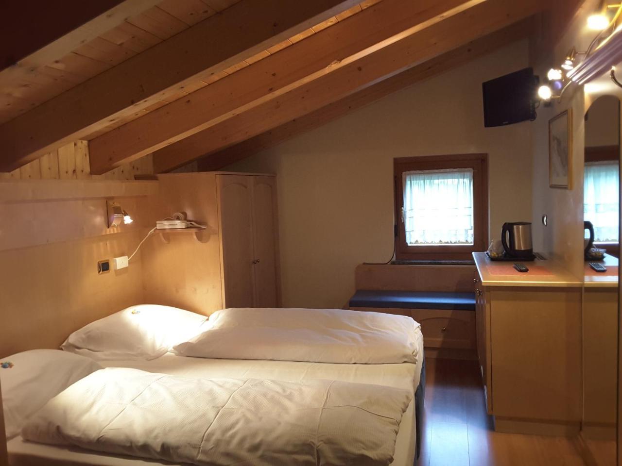Chalet Brigitte B&B Arabba Eksteriør billede